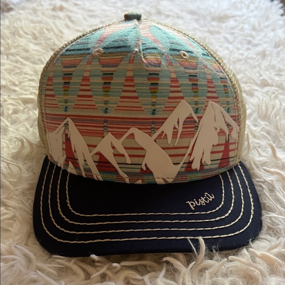 Pistil  trucker hat with Mountain Design in Blue and Cream